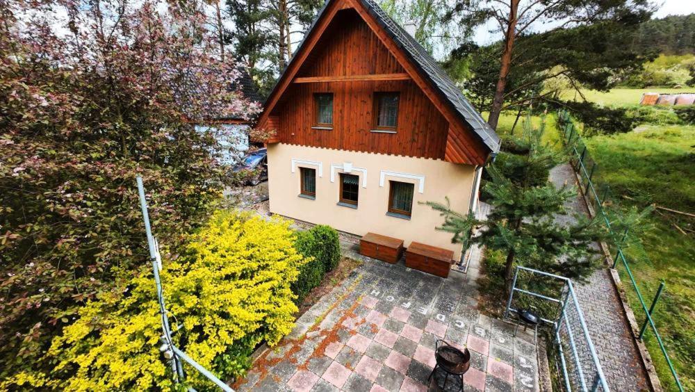 Chaty Kolodeje - Ubytovani U Reky V Soukromem Arealu-Orange Kolodeje nad Luznici Exterior photo